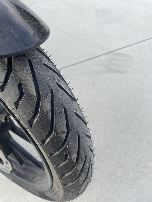 Suzuki gsx-s 125  em bom estado