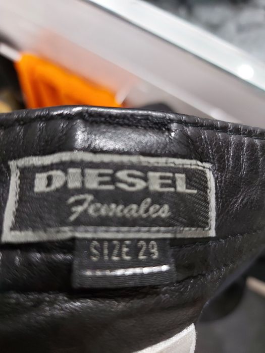 Calças em pele Diesel IndustryCalças em pele Diesel Industry