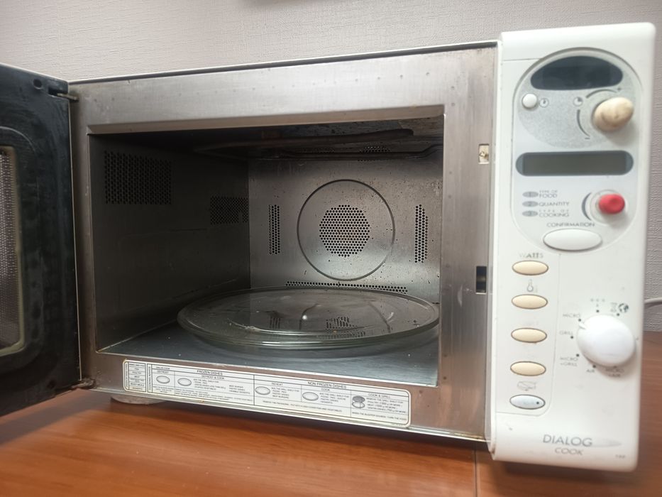 Мікрохвильова піч Moulinex!