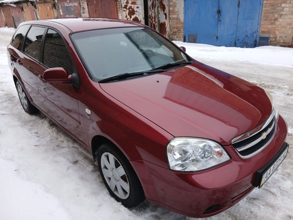 Лачетті універсал