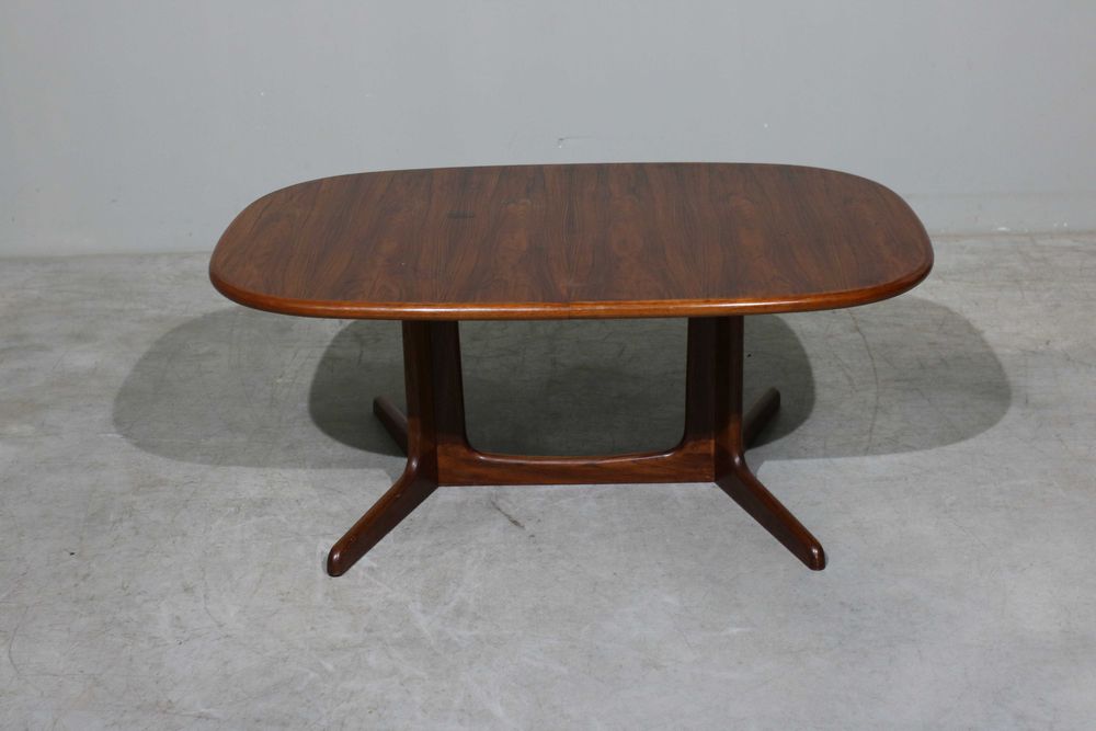 Mesa de centro Gudme em pau santo