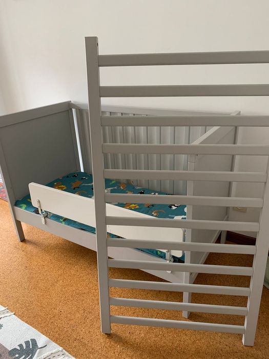 Berço completo com grade e colchão