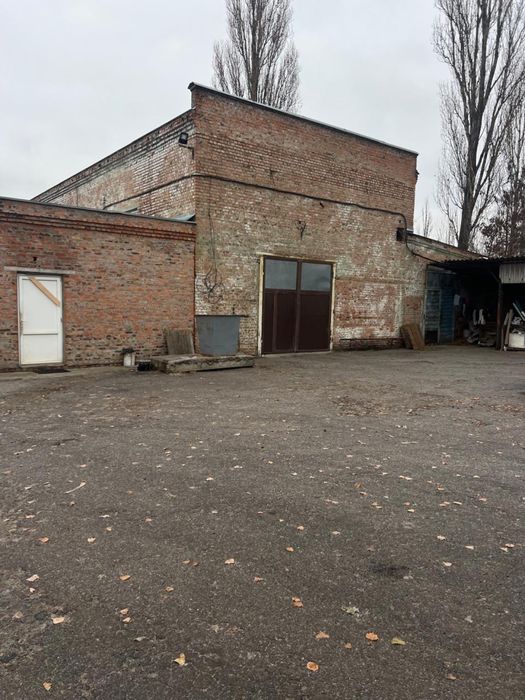 Продаж складських приміщень