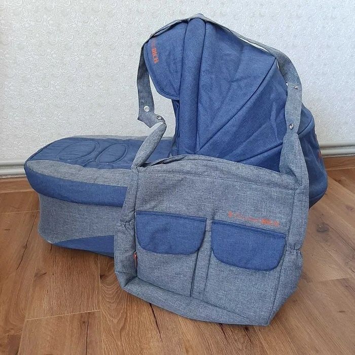 Продам коляску 2 в 1