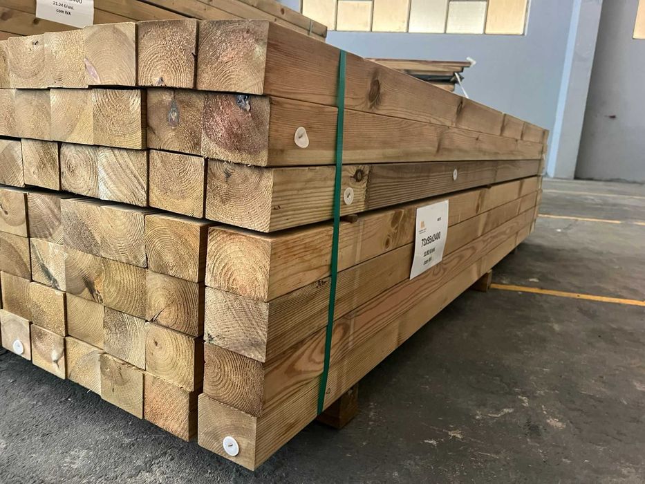 Madeira ABETO APARELHADO TRATADO