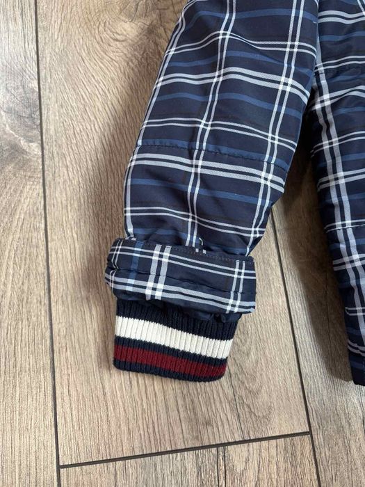 Зручка та легка куртка на осiнь- зиму