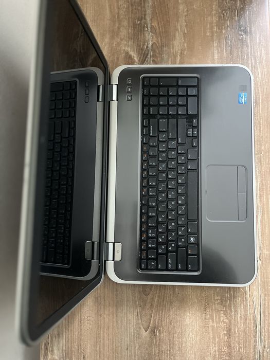 Ноутбук DELL Inspiron 17R 5720