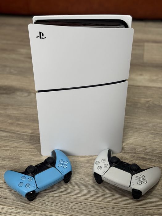 Sony PlayStation 5 Digital Edition (ідеальний стан, як нова)