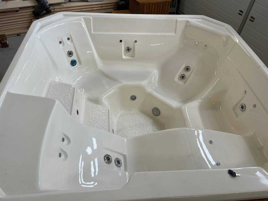 Twoja nowa balia ogrodowa klasy premium, pełne wyposażenie OD RĘKI