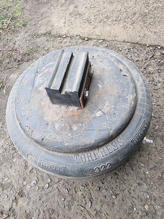Pirelli пневмоподушка