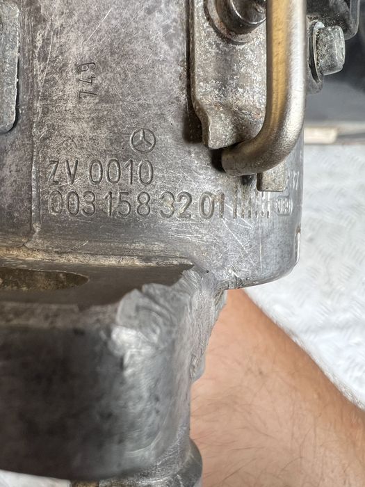 Распределитель 0031583201 зажигания, трамблер Mercedes 190