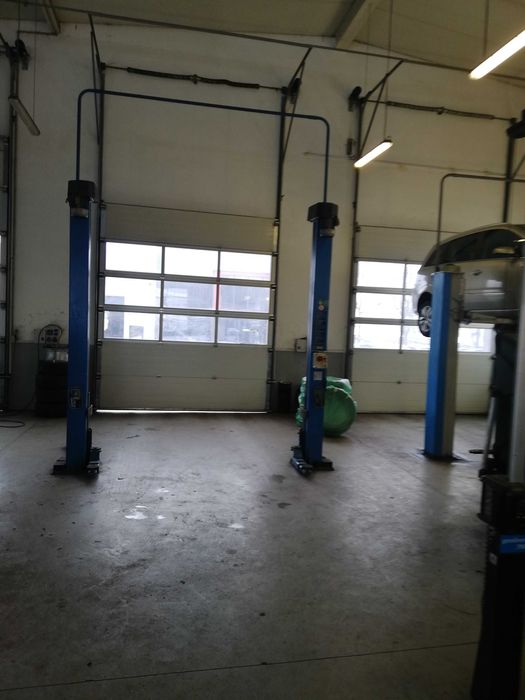 Podnośnik śrubowy dwukolumnowy HOFMANN MTF 3000 do 3 ton