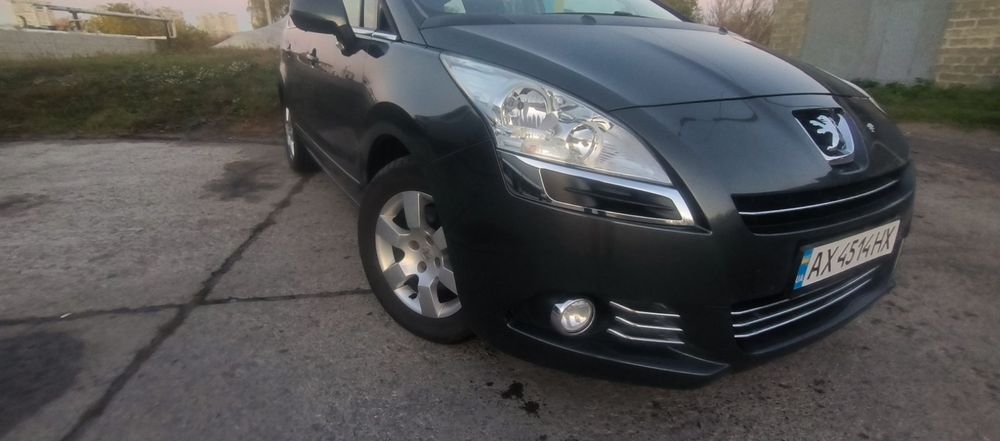 Царь зверей PEUGEOT 5008 Пежо , 1.6, 2009 года от первого владельца