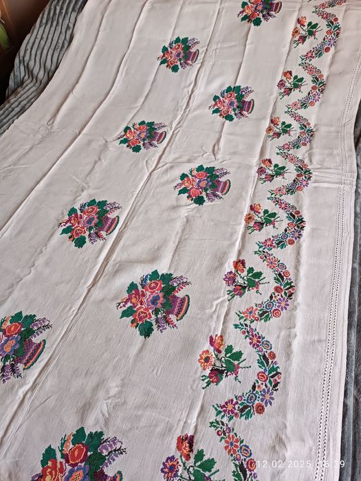 Вишите, лляне, старовинне покривало