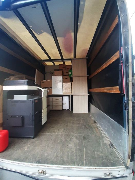 Usługi transportowe / Przeprowadzki / Transport / Przeprowadzki Firm