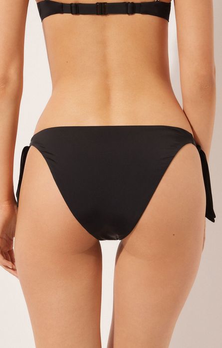 Calzedonia p.M/L оригінальні плавки до купальника бікіні чорні