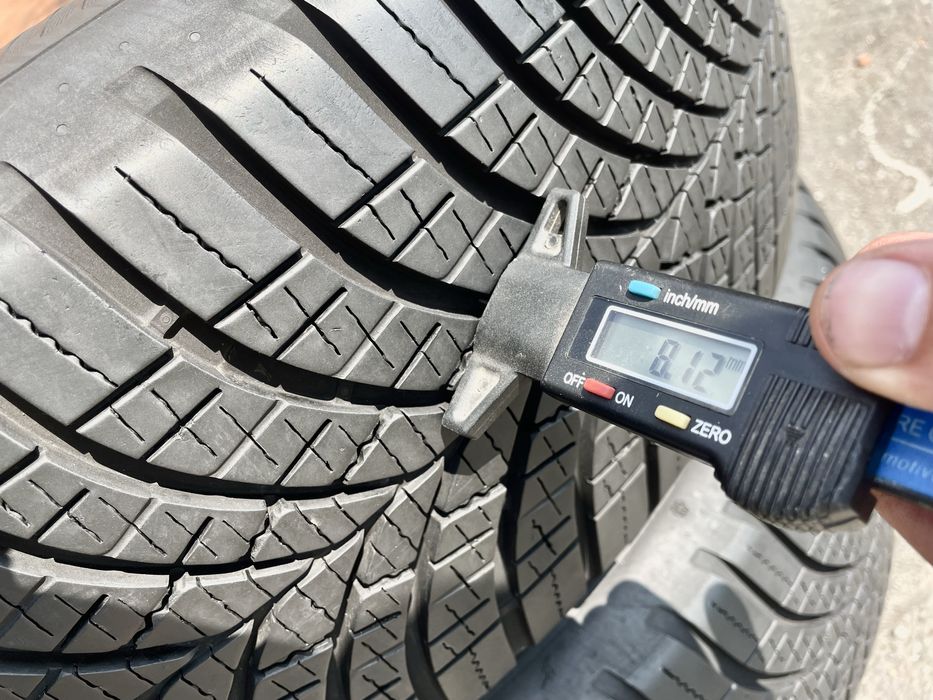 225/60 R18 Goodyear Vector 4Seasons / 2шт./ 2023 рік./ ваесезонка