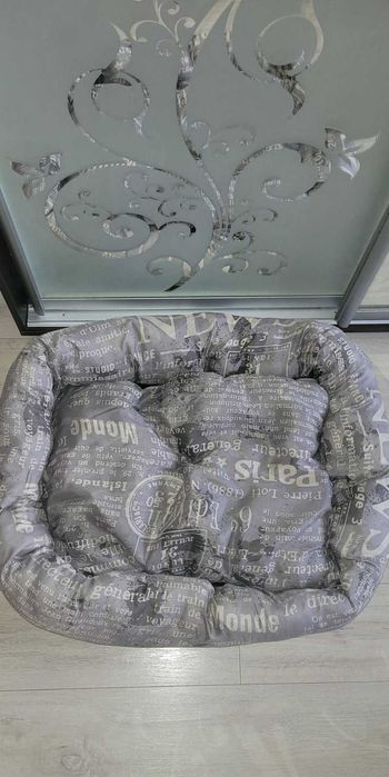 Продам лежак для крупних пород