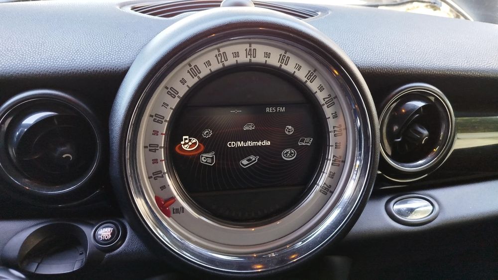 Display / ecrã de informações MINI Mini Clubman (R55)