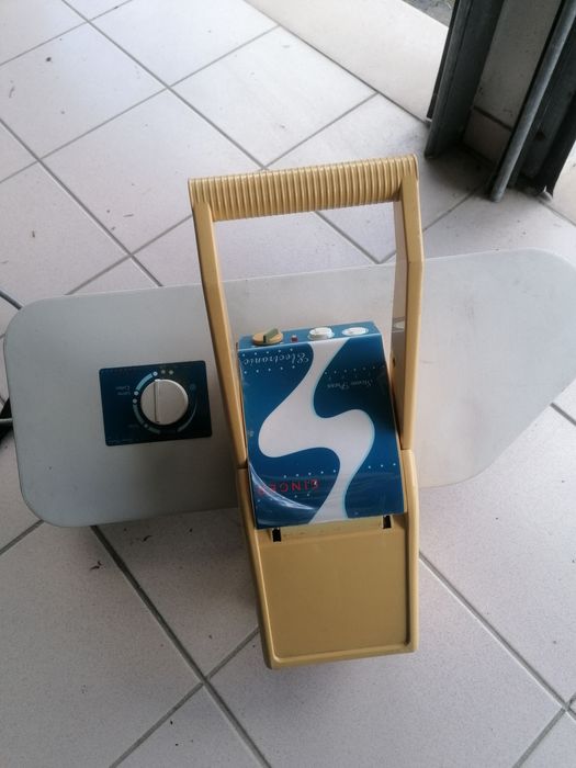 Máquina passar a ferro64861820421379122