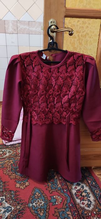 Платье на девочку, школьницу