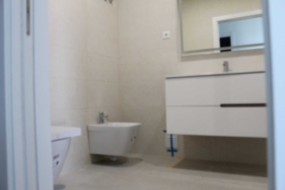 Vende-se Moradia Isolada  T4 com Piscina