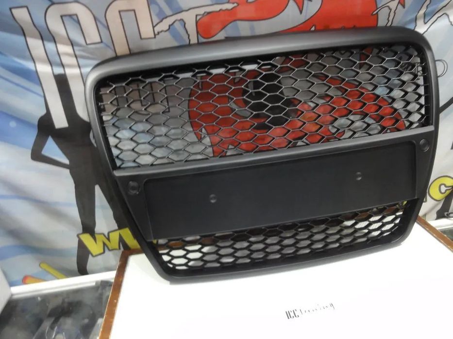 Grelha frontal Audi A6 C6 04-11 RS LOOK preto mate com suporte para símbolo