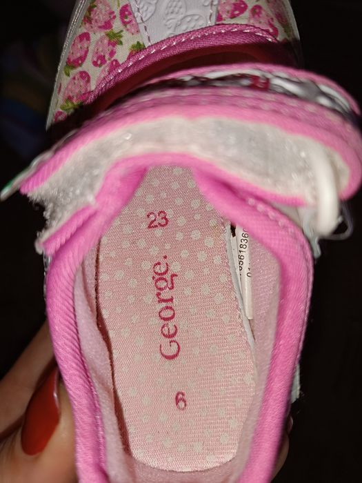 Взуття  подаруємо