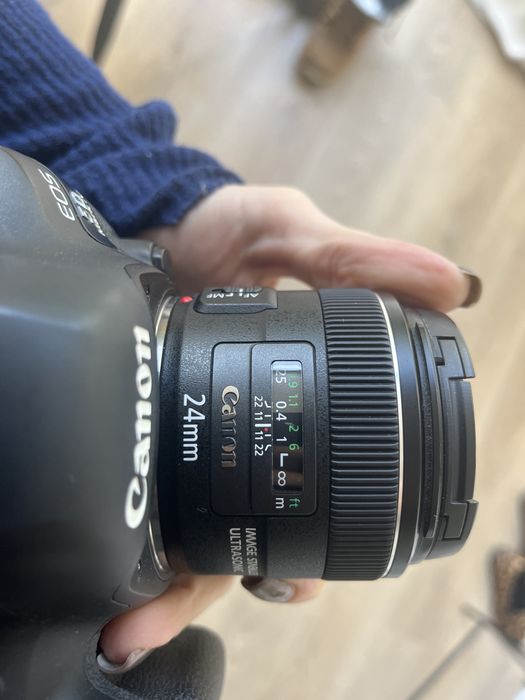 Camera + Lente CANON 5D Mark IV