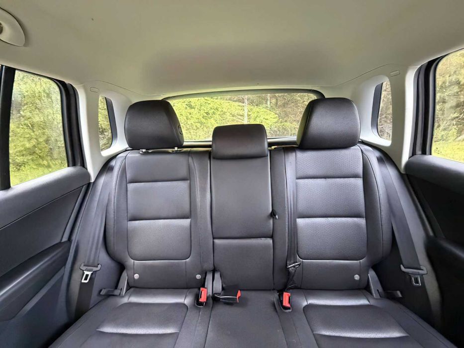 Volkswagen Tiguan      2016