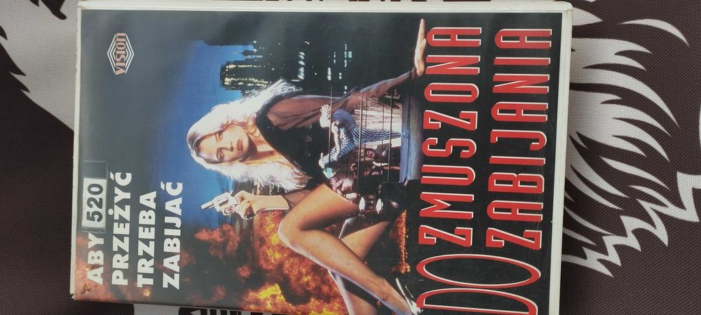 Kaseta VHS "Zmuszona do zabijania"