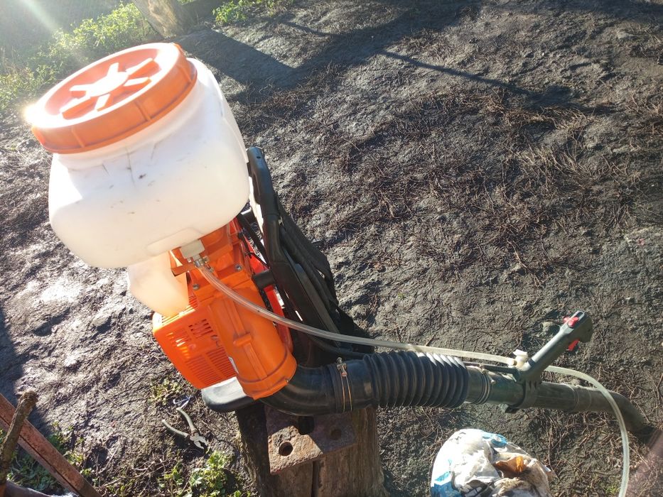 Садовий оприскувач  бензиновий