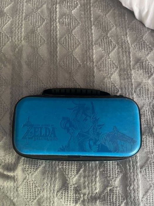 Nintendo Switch 1 + etui + 2 gry