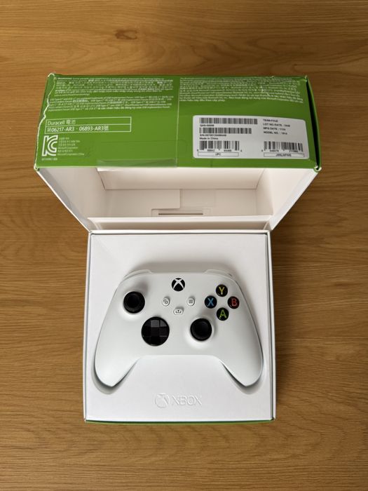 Kontroler Xbox | Robot White