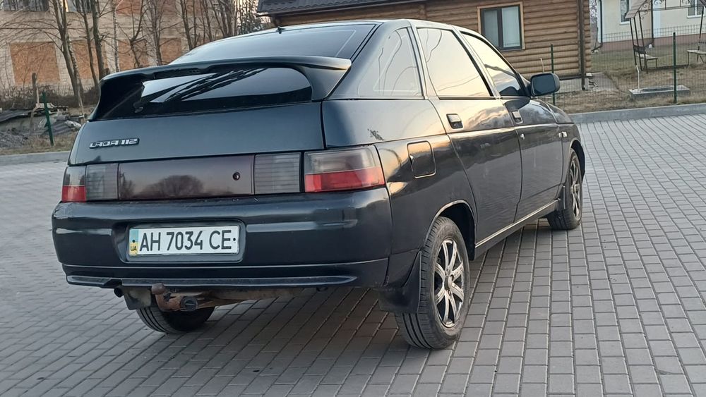 ВАЗ 2112  2006 1.6  8 клап газ/бензин