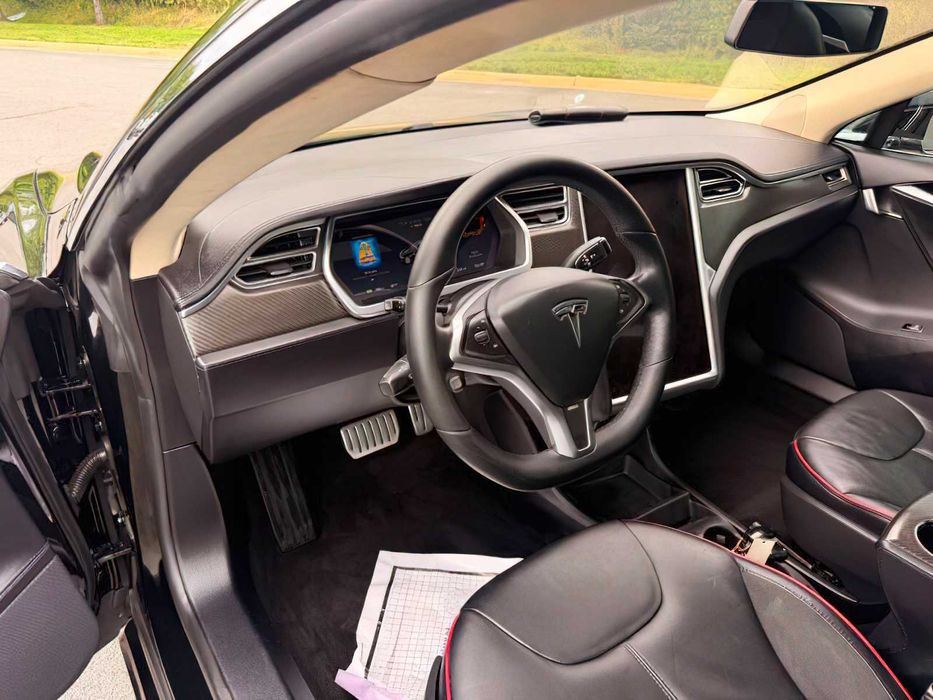 Tesla Model S Performance      2013