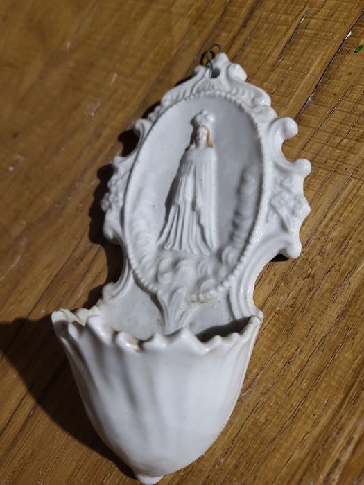 Stara kropielnica porcelanowa Maryja Królowa Matka Boża
