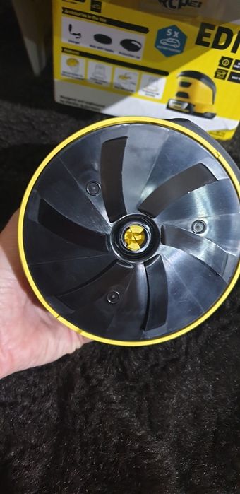 Elektryczna skrobaczka do lodu Karcher EDI 4