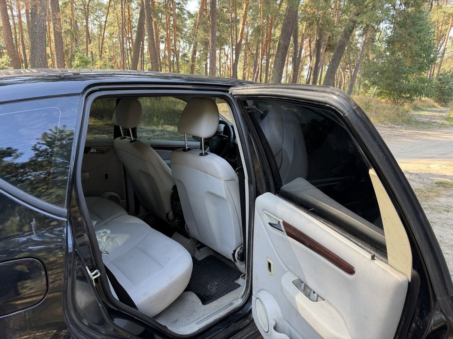 Продам Mercedes A180, дизель 2.0