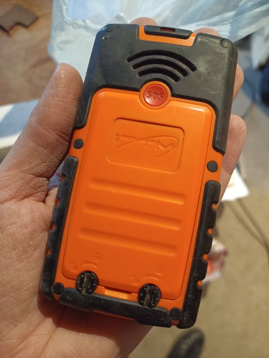 Telefon typu Hammer: outlimits dss