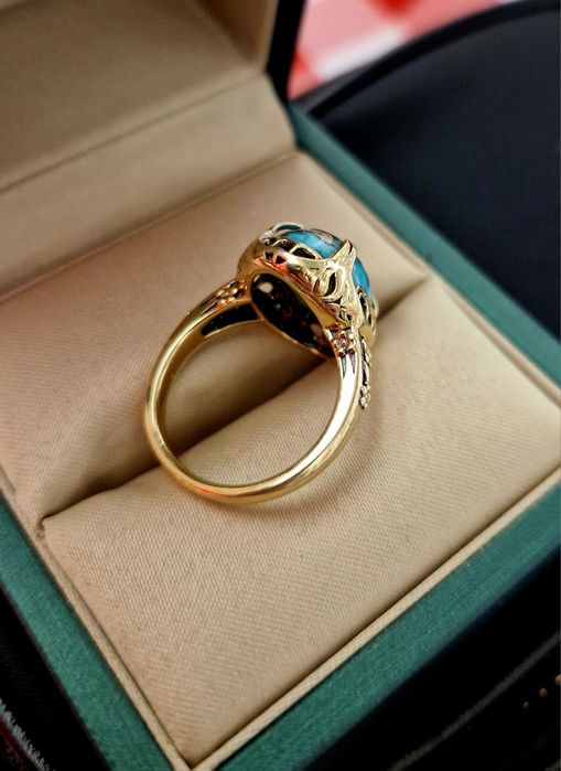 Cudowny w art deco turkus