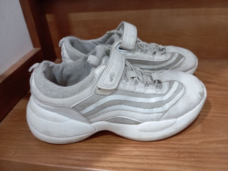 Buty adidasy rozmiar 33 białe dla dziewczynki