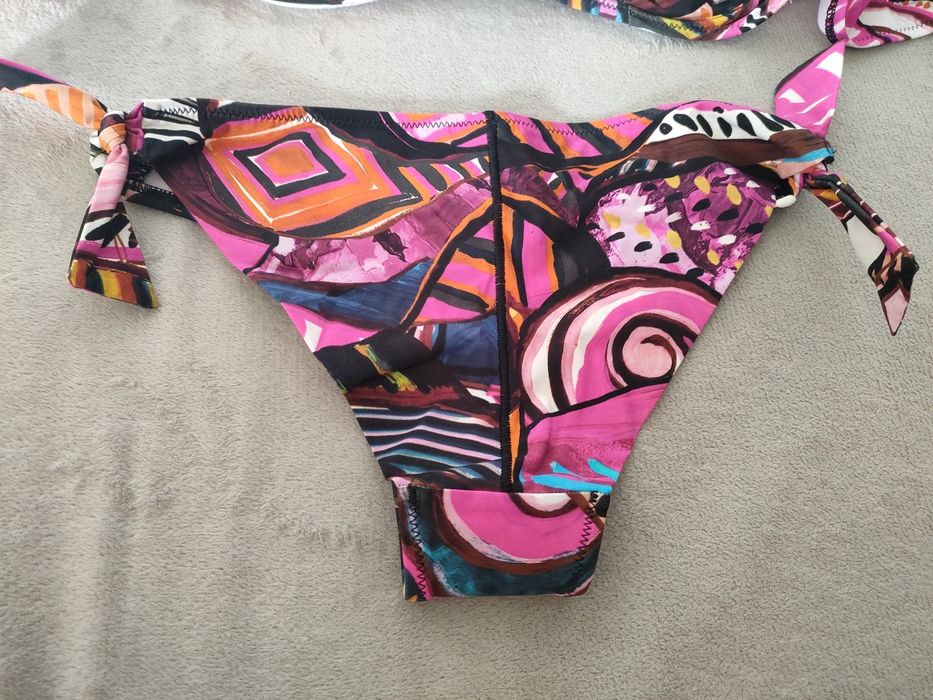 Dwuczęściowy strój kąpielowy Lise Charmel rozm. S/75D