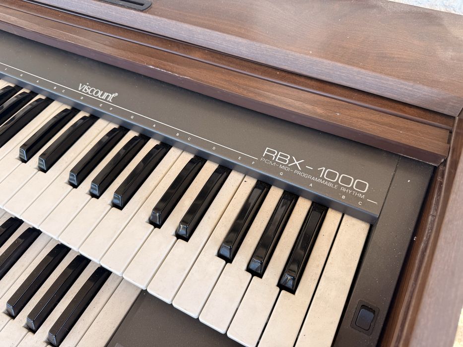 Piano RBX 1000 Madeira