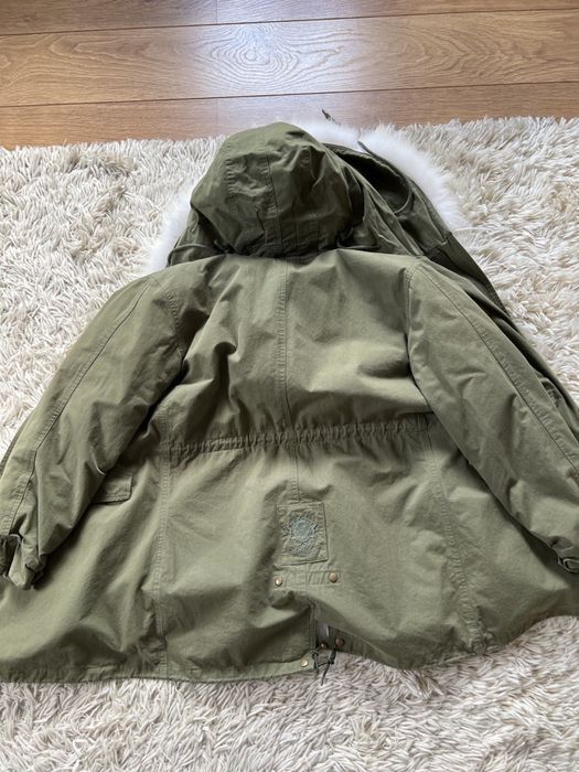 Парка жіноча кольору хакі
