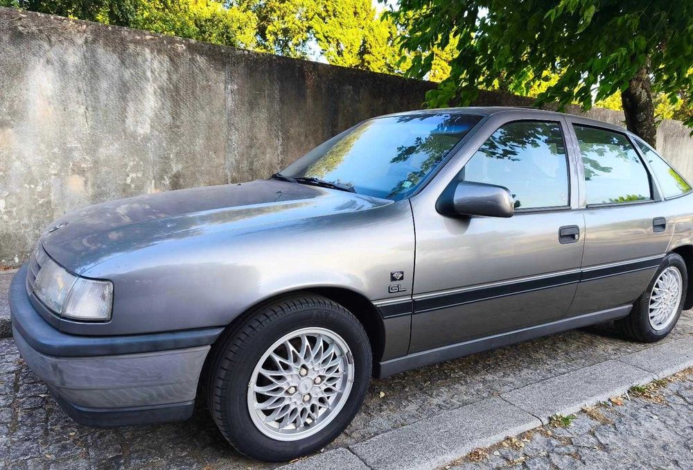 Opel Vectra — fotografia 2