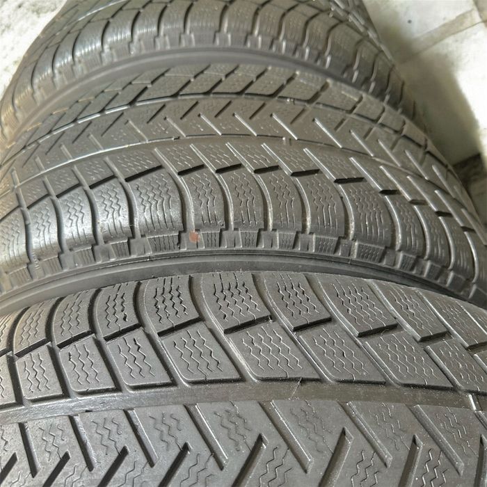 Шини Michelin Latitude Alpin 255/55 R18