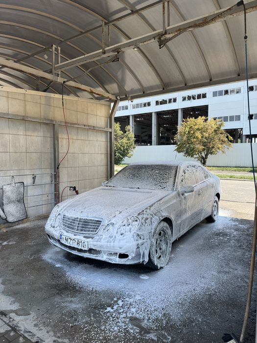 Mersedes W211 2,7 дизель на полном ходу
