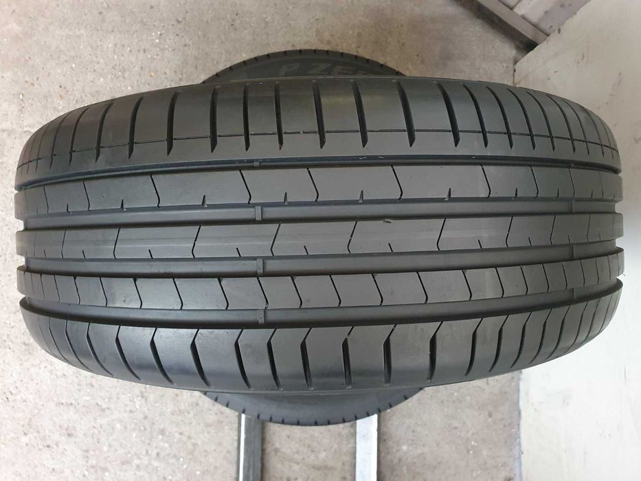 4x Pirelli P zero 235/50R19  7,5mm jak nowe  MO