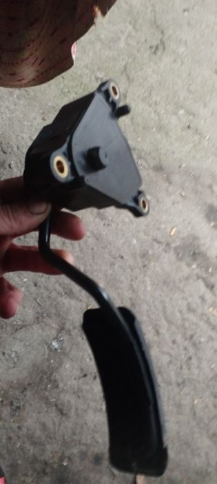 Renault scenic 2 megane 2 педаль газу